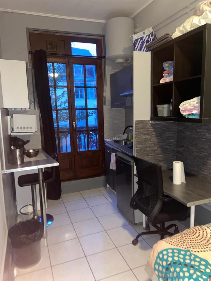 Emplacement Ideal : Studio Au Coeur De Dijon Disponible En Location Apartment Exterior photo